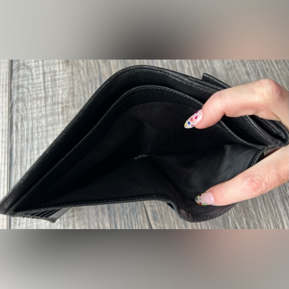 Gucci Black Interlocking G Logo Wallet. - Picture 11 of 13